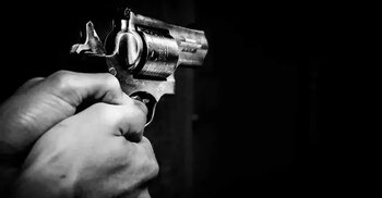 গুলিবিদ্ধ হলে করণীয়, রক্তপাত থামানো থেকে নিরাপদ স্থান পর্যন্ত