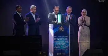 শিক্ষায় রূপান্তরের পথে মালয়েশিয়া, মুখ থুবড়ে কেন বাংলাদেশ