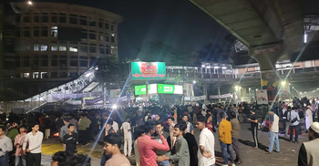 ফের শাহবাগে অবস্থান নিয়েছে আন্দোলনকারীরা