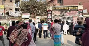 পুরান ঢাকার অলিগলিতে উৎসবের আমেজ