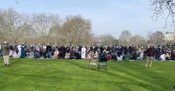 লন্ডনের পার্কে ঈদুল ফিতর উদযাপন