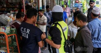 মালয়েশিয়ায় ঈদের সময় ধরপাকড়, সমালোচনার ঝড়