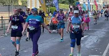 লন্ডন ম্যারাথন ২০২৬: রেকর্ড ভাঙা গতিতে ছুটলো মানবিকতার জয়গান