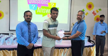 প্রাণ-আরএফএল পাবলিক স্কুল অ্যান্ড কলেজে কৃতী শিক্ষার্থী সংবর্ধনা