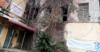 অযত্নে মলিন ‘রামমোহন গণপাঠাগার’, আইনি বাধায় সংস্কারকাজ