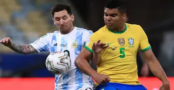 মেসির সতীর্থ হতে যাচ্ছেন ক্যাসেমিরো