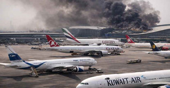 কুয়েত বিমানবন্দরে ড্রোন হামলা, জ্বালানি ট্যাংকে ভয়াবহ আগুন