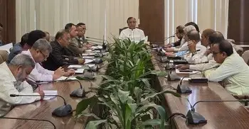 ঈদযাত্রায় স্বস্তি দিতে অবৈধ বাস কাউন্টার উচ্ছেদে কঠোর হচ্ছে ডিএসসিসি