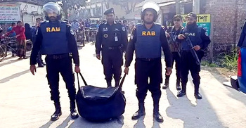 বিএনপি অফিসের সামনে থেকে ককটেল সদৃশ বস্তু উদ্ধার