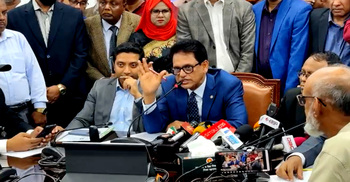 শিক্ষামন্ত্রীর এক প্রশ্নে নাজেহাল শিক্ষক নেতারা