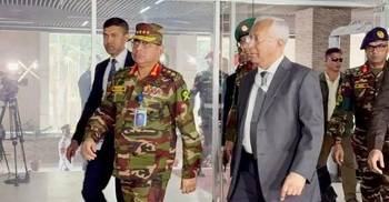 CEC holds meeting with three service chiefs