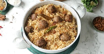 ইফতারের টেবিলে রাজকীয় স্বাদ পেতে রাখুন কোপ্তা পোলাও