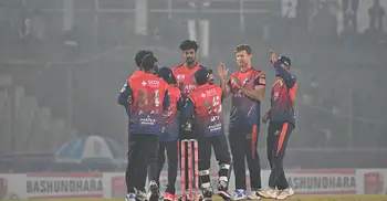 শ্বাসরুদ্ধকর ম্যাচে শেষ বলে ৫ রানে জিতলো রাজশাহী