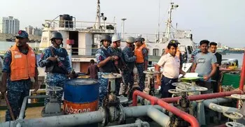 কর্ণফুলী নদীতে অভিযান, ট্যাংকারে মিললো ৩৭ হাজার লিটার ডিজেল