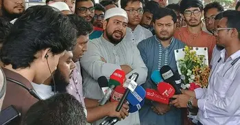 ড. ইউনূসসহ সাবেক উপদেষ্টাদের রাজপথে নামার আহ্বান নাহিদের