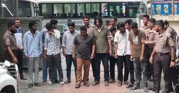 আজহারী-জারার এআই ভিডিও দিয়ে প্রচার, যৌন উত্তেজক ওষুধ বিক্রি