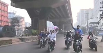 চট্টগ্রামে নিষিদ্ধ ছাত্রলীগের মোটরসাইকেল শোভাযাত্রা