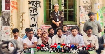 বিএনপিকে সুবিধা দিতে ছলচাতুরির পথ বেছে নিচ্ছে ইসি