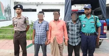 চট্টগ্রামে ৩ ডাকাত গ্রেফতার, লুট হওয়া ৪ গরু উদ্ধার