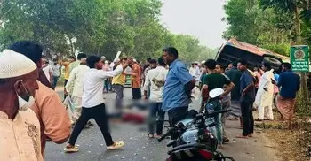 ফটিকছড়িতে বাস-মোটরসাইকেল সংঘর্ষে নিহত ৩