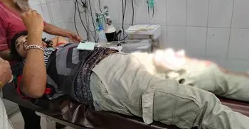 রাজধানীতে দুই গ্রুপের সংঘর্ষে শ্রমিকদল নেতা গুলিবিদ্ধ