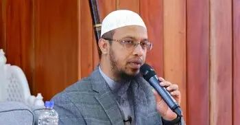 প্রযুক্তির কাছে হেরে যাচ্ছে আমাদের নামাজ, উত্তরণের উপায় কী?