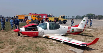 Training aircraft makes crash landing in Jashore
