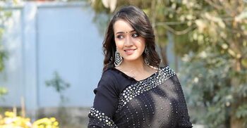 ঢাকার ১০ আসনে উন্নয়নের নেতৃত্ব চান আইশা খান