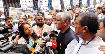 উৎসবমুখর পরিবেশে ভোট হচ্ছে, জয়ের বিষয়ে আশাবাদী: আজমত