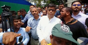 Two advisers, press secretary confined by Milestone students