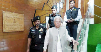 Ex-Home Minister Altaf shown arrested in 3 cases