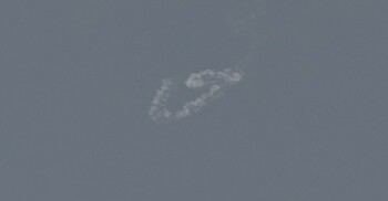 দুবাইয়ে ফের বিস্ফোরণের শব্দ