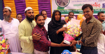 ৩৬ বছরের শিক্ষকতার ইতি টানলেন শায়েস্তা খাতুন