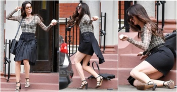 জুতার হিল ভেঙে সিঁড়ি থেকে পড়ে গেলেন অভিনেত্রী