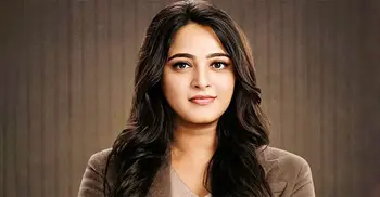 আবারও গুঞ্জন, এবার কি সত্যিই পিঁড়িতে বসছেন অনুশকা শেঠি?