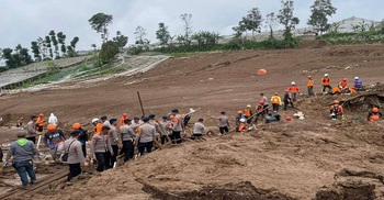 Indonesian marines among 80 missing in West Java landslide