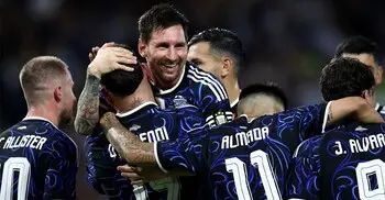 টাকা নিয়েও খেলতে না আসায় আর্জেন্টিনার বিরুদ্ধে প্রতারণার অভিযোগ