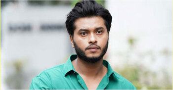 আরশ খান আইসিইউতে, যা জানালেন অভিনেতা