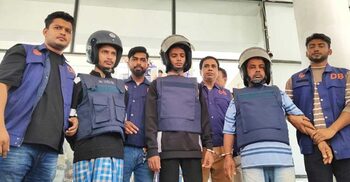 রাউজানে আগ্নেয়াস্ত্রসহ গ্রেফতার ৩