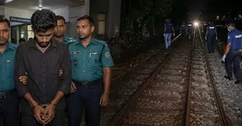 টঙ্গীতে ত্রিভুজ প্রেমের জেরে বাবা-ভাইকে খুন