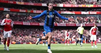 ঘরের মাঠে বোর্নমাউথের কাছে হার, শিরোপা দৌড়ে চাপে আর্সেনাল