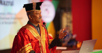 ব্যক্তি-পরিবার প্রাধান্য পাওয়ায় বাংলাদেশের অর্জন টেকসই হয়নি