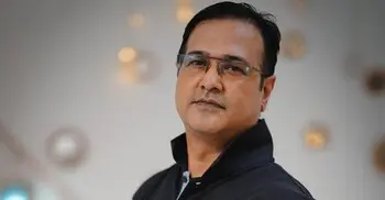 হামে আক্রান্ত হয়ে মৃত শিশুগুলোর অভিশাপ নিন: আসিফ আকবর