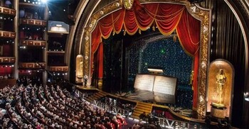 অস্কারের আসর জমজমাট, প্রথম পুরস্কার জিতলেন অ্যামি ম্যাডিগান