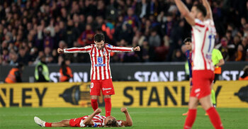 বার্সেলোনার কাছে বড় ব্যবধানে হেরেও কোপার ফাইনালে অ্যাটলেটিকো