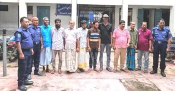 জুয়ার আসর থেকে যুবদলের নেতাসহ গ্রেফতার ৮