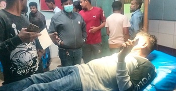 নিয়ন্ত্রণ হারিয়ে তীর্থযাত্রার বাস খাদে, আহত অন্তত ৩০