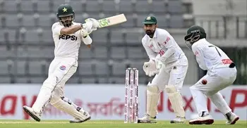 ফিফটির পর নাহিদের বলে থামলেন বাবর