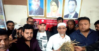 কড়াইল বেলতলা বস্তি পরিদর্শন করলেন লুৎফুজ্জামান বাবর