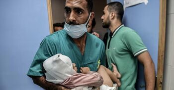Israeli airstrikes kill 80 in Palestinian refugee camp